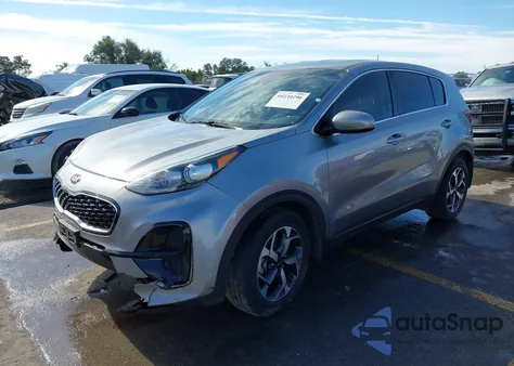2020 Kia Sportage Lx z USA, uszkodzony, nr VIN KNDPM3AC8L7822229